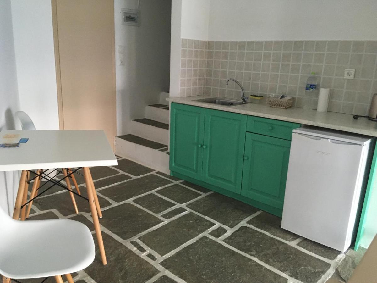 Kifines Suites Folegandros Town Ngoại thất bức ảnh