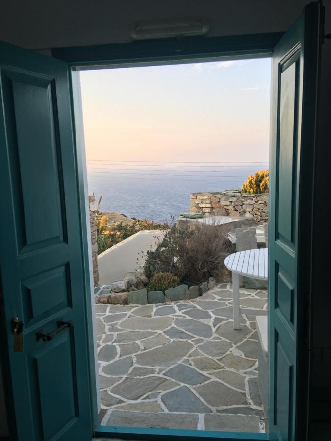 Kifines Suites Folegandros Town Ngoại thất bức ảnh