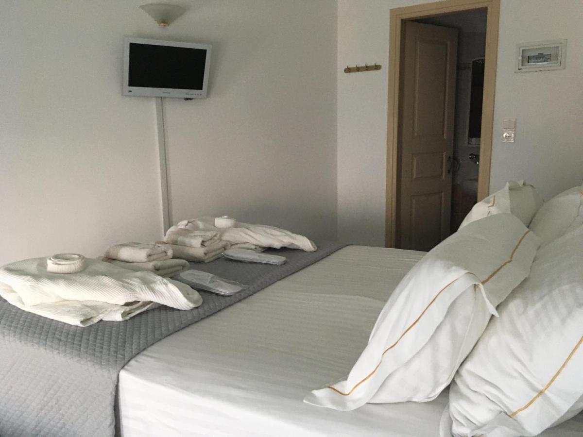 Kifines Suites Folegandros Town Ngoại thất bức ảnh