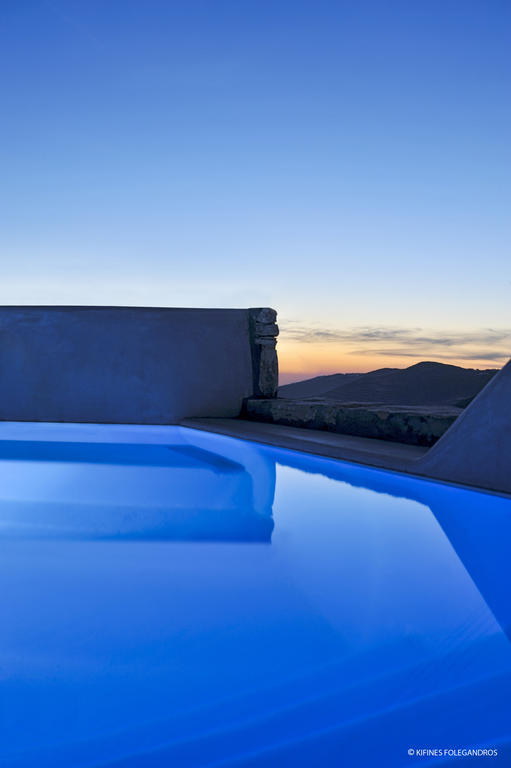 Kifines Suites Folegandros Town Ngoại thất bức ảnh